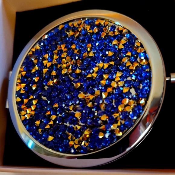 Blue and Gold Crystal Compact Mirror NWOT ❗❗5/$25❗❗ - Picture 1 of 1